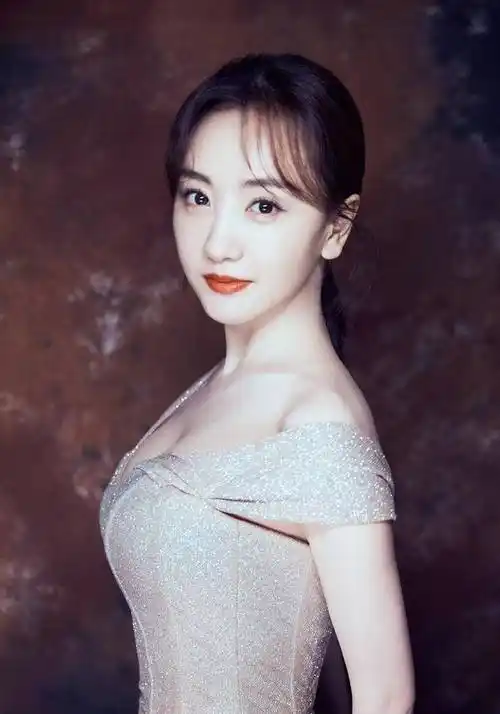 被39岁杨蓉惊艳到了!