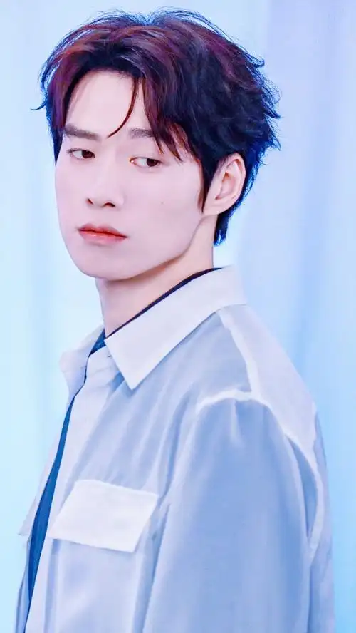 魏大勋石凯加起来有三岁吗##魏大勋 臣退下了##高圆圆魏大勋张嬉乔