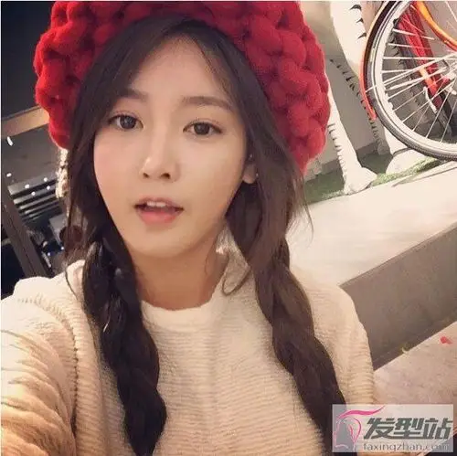 冬天适合戴帽子的发型扎法 学会这些扎发戴上冷帽天天换发型