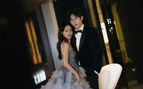 张哲瀚谈三个女友是真的吗 张哲瀚前女友都有谁感情经历大揭秘