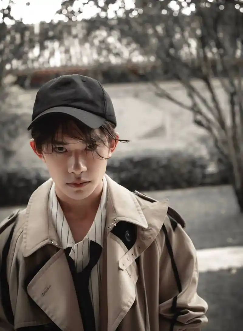 易烊千玺眼神杀人事件.