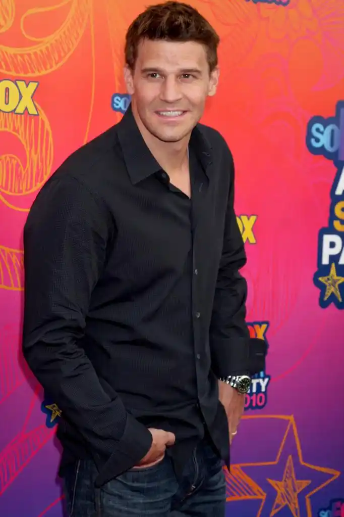 david 纳兹,洛杉矶-8 月 2: 大卫 · 纳兹 2010年狐狸夏天抵达按旅游