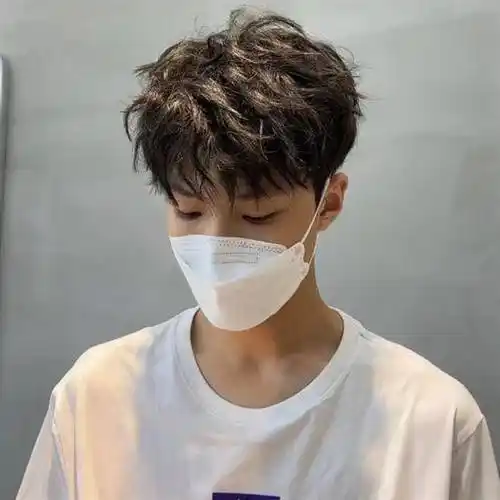 流行的男生烫发,渣男锡纸烫,蝴蝶烫帅气无比