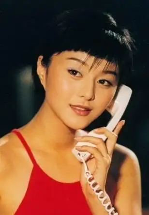 范冰冰早年造型曝光.