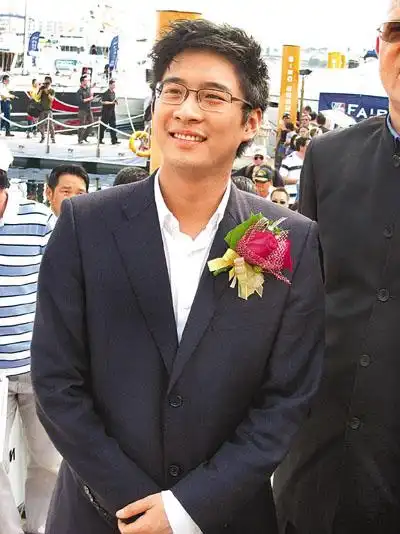 > 正文  新浪娱乐讯 北京时间5月9日消息,据香港媒体报道,霍启山以