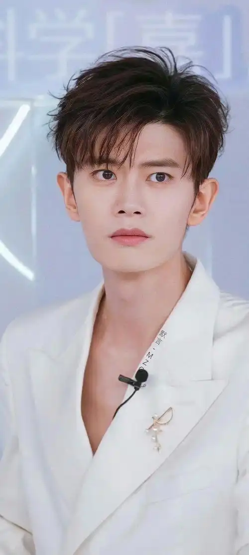 任嘉伦[超话]#  9496027979rjl——17131917