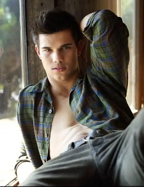 taylor lautner