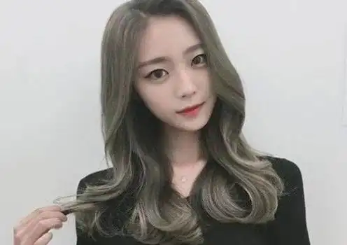 中长头发发型什么好看