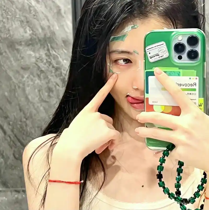 wechat鞠婧祎头像