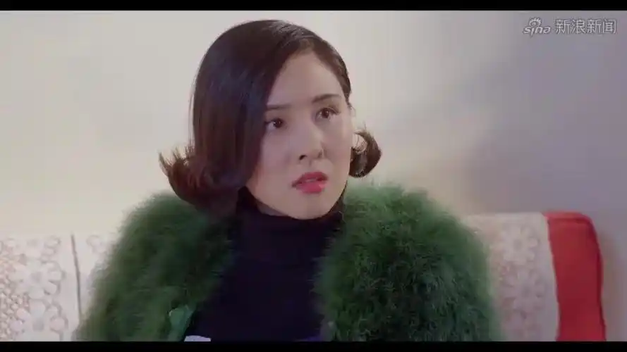 黄大妮:瘸子乞讨,被一群乞丐狠揍,哪料村姑一出手一帮乞丐秒怂