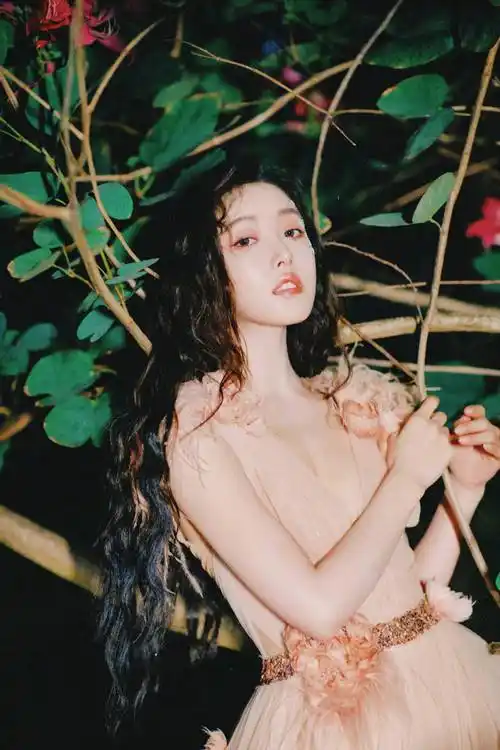 今日gq盛典姜贞羽造型大片妹妹也太好看了吧