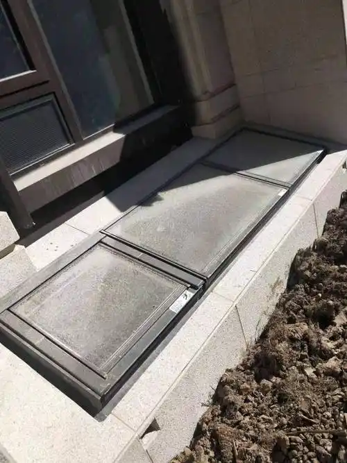 供应镇江电动采光天窗