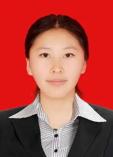 求高人帮忙p两张证件照 ,最好p成西装,人长得不好看帮忙整的能稍稍对