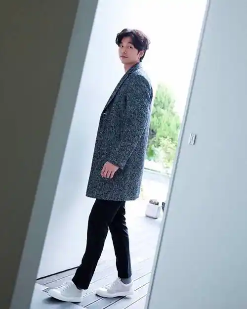 「身高比例超好」韩剧男星_赵寅成_身材_西装