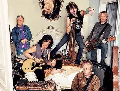 摇滚常青树史密斯飞船乐队将发行现场专辑(图)