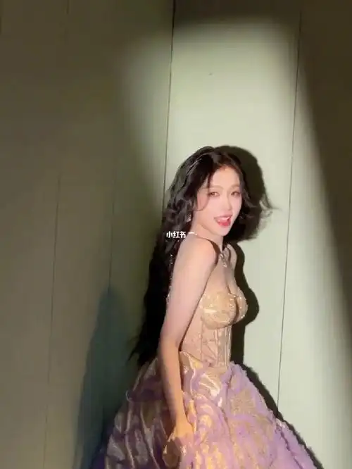 虞书欣你不要太诱人05