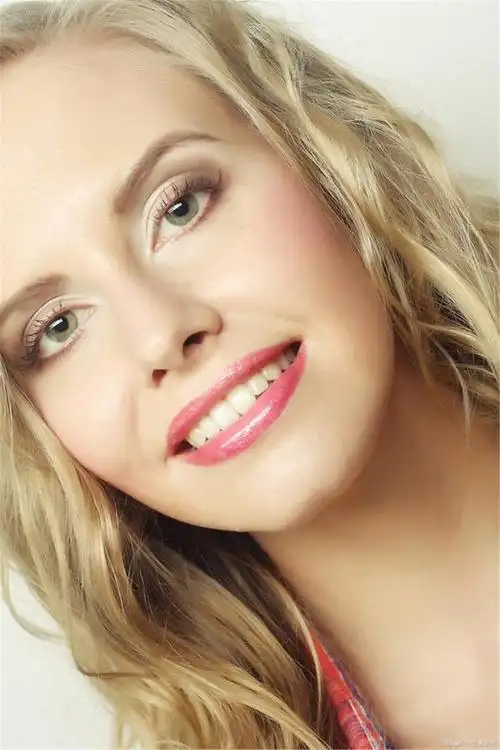 这样爱护牙齿,能让你的笑容更美丽