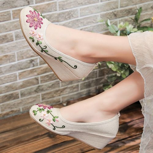 老北京布鞋女款旗袍古风汉服鞋子民族风增高坡跟绣花鞋亚麻牛筋底
