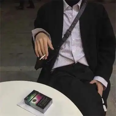 男生头像低调沉稳 高级男士深沉有内涵的头像图片_男生头像_头像屋