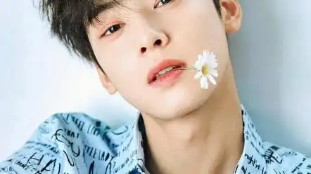 车银优 来看看这哥的神仙发色吧