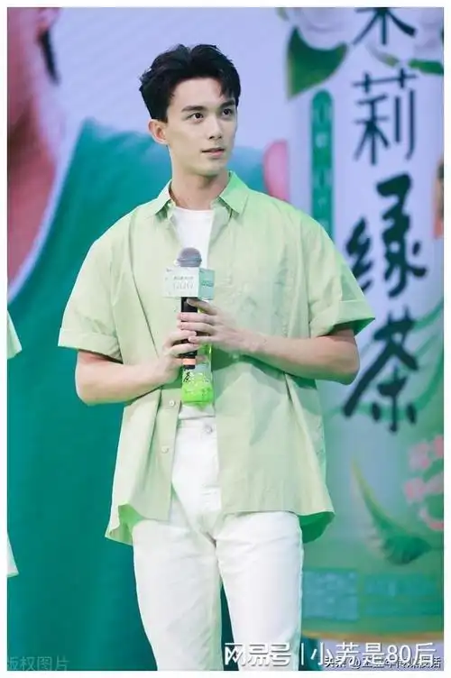 吴磊吐槽媒体谈访:没有人会搀扶你一辈子,为自己谋个吃饭的本事