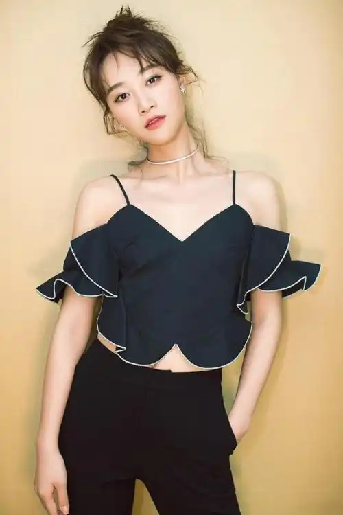 蓝盈莹个人资料(蓝盈莹个人资料写真)-天晟网