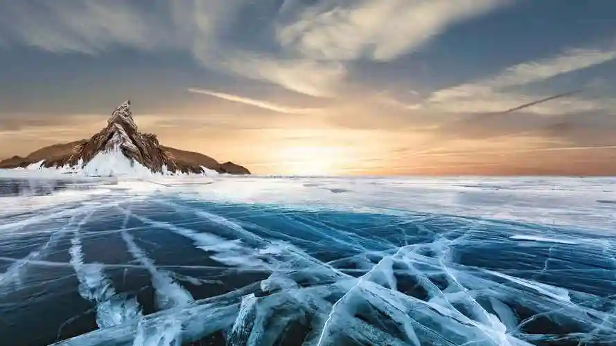 冰湖干净的背景图 ins风-风景壁纸 - 壁纸家