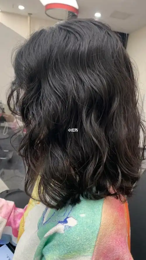 秋冬季节是烫发的高峰啦,烫一款美美的法式浪漫卷发996901#重庆