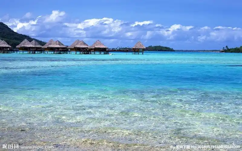 沙滩碧海蓝天图片