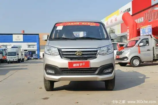 长安跨越新豹t3豪华型16l122马力汽油222米双排栏板小卡国六单后轮sc