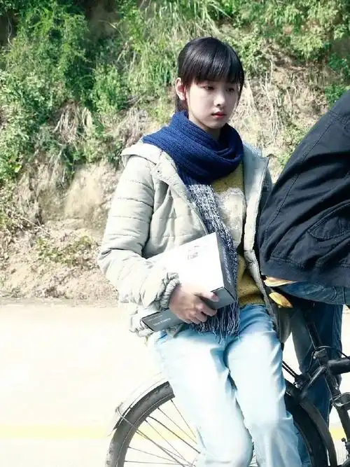 陈都灵早期模特照