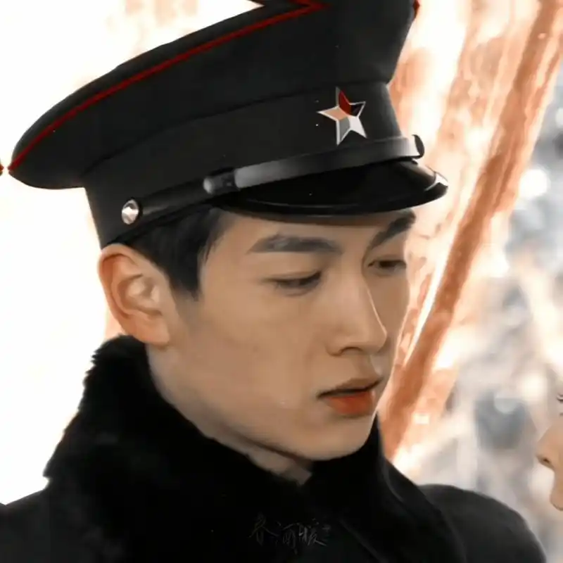 陈晓仪态真好,论穿军装谁能跟他比?