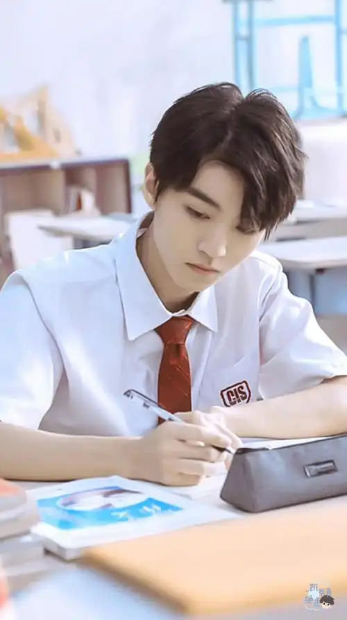 王俊凯24岁生日快乐##王俊凯二十四岁肆意生长