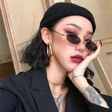 霸气范儿戴墨镜的冷酷女生头像霸气高冷美女头像图片