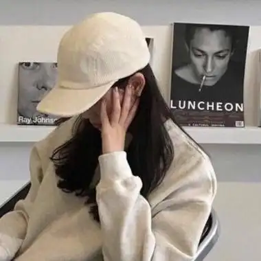 戴帽子的女生头像超拽霸气