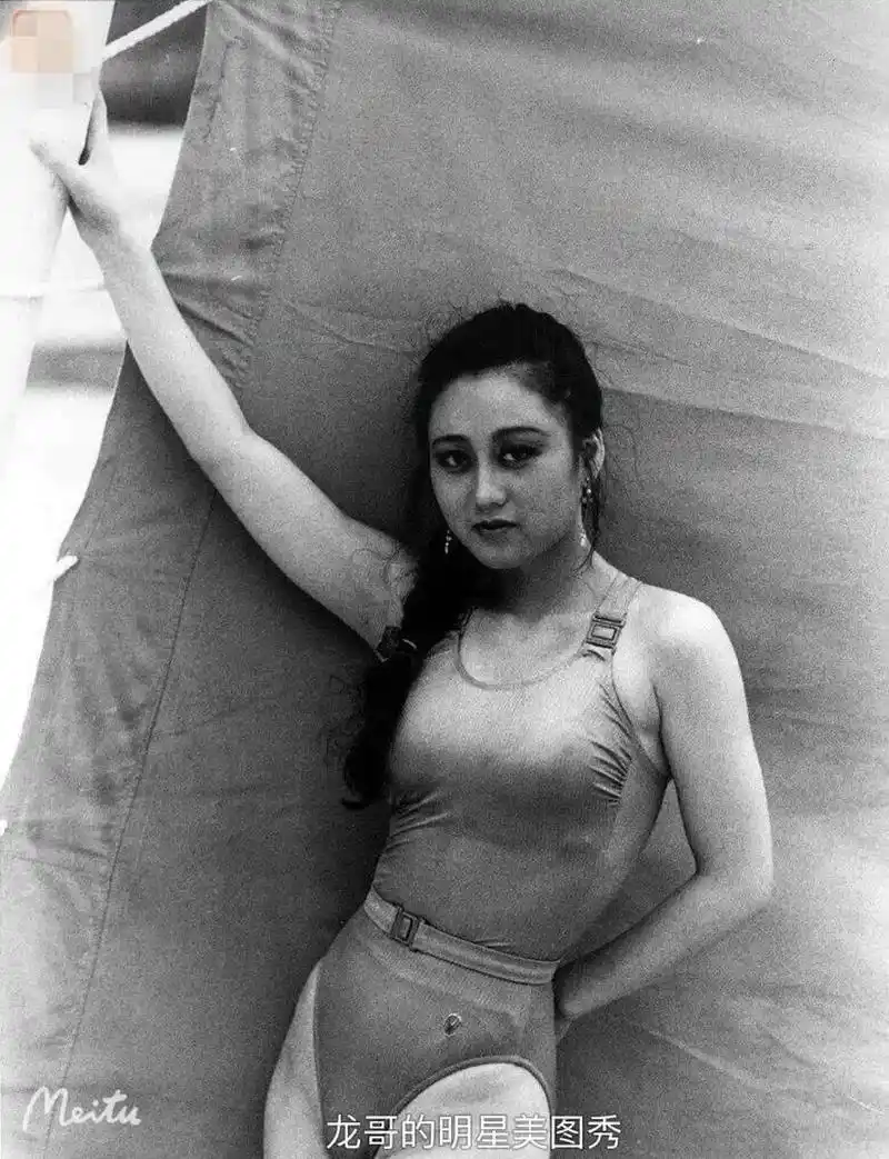 大美女利智,年轻时真是美若天仙,肤白貌美,身材一级棒,几人能比?