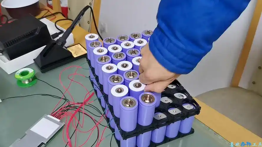 用32650单体组装一块磷酸铁锂电池组