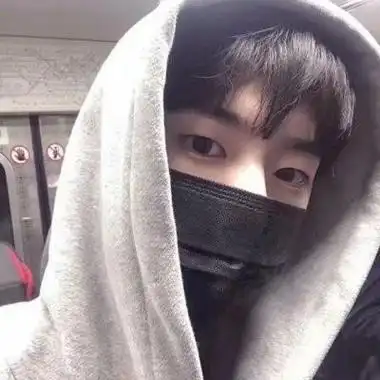 男生帅气头像冷酷霸气戴口罩