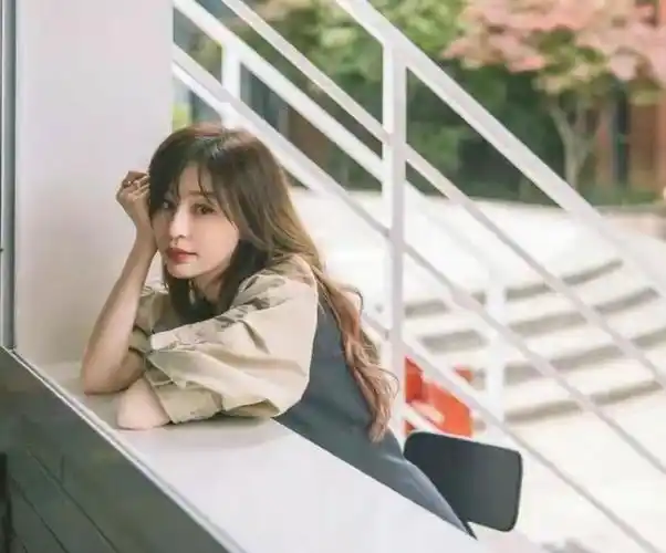 "甜心教主"的励志人生|王心凌|杨丞琳|隋棠|蔡依林_网易订阅