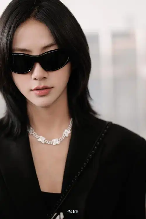 谢可寅想我了没##谢可寅城市捉迷藏