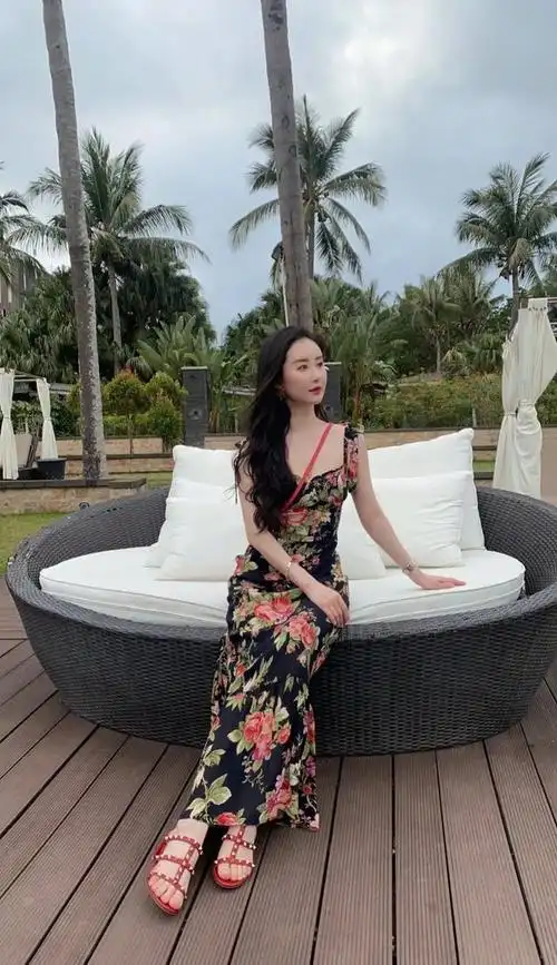 舒畅初夏三亚写真|舒畅(演员)_网易订阅