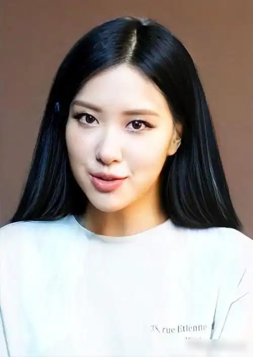 blink希望blackpink的rosé以黑发造型进行个人首秀