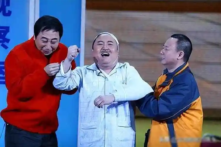 2021年春晚他搭档冯巩之后却成诈骗犯被判入狱还在服刑