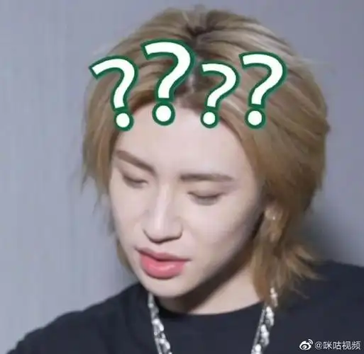 小鬼演我##小鬼想染粉色腿毛#@小鬼-王琳凯采访视频循环播放n遍ing