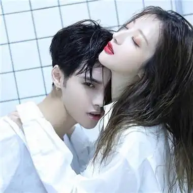 情侣头像甜蜜一对霸气超拽(甜蜜又霸气十足的情侣头像)