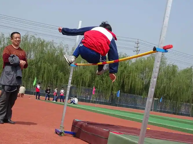 2018—2019侨润中学春季田径运动会