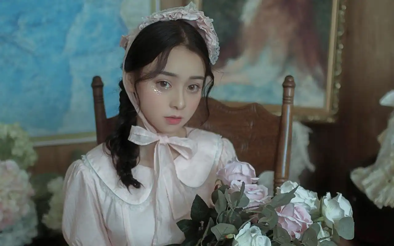 网红美女图片高清电脑桌面壁纸