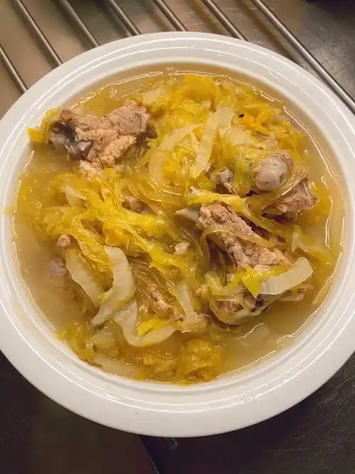 酸菜炖排骨