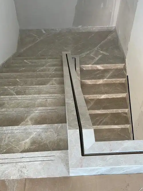 合肥装修  #合肥二手房装修  #装修日常  ##大理石楼梯踏步  #天然