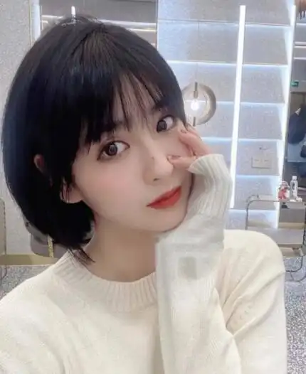 短发图片女2021新款学生,剪出校园风格短发_发型造型_宝妈时尚生活网